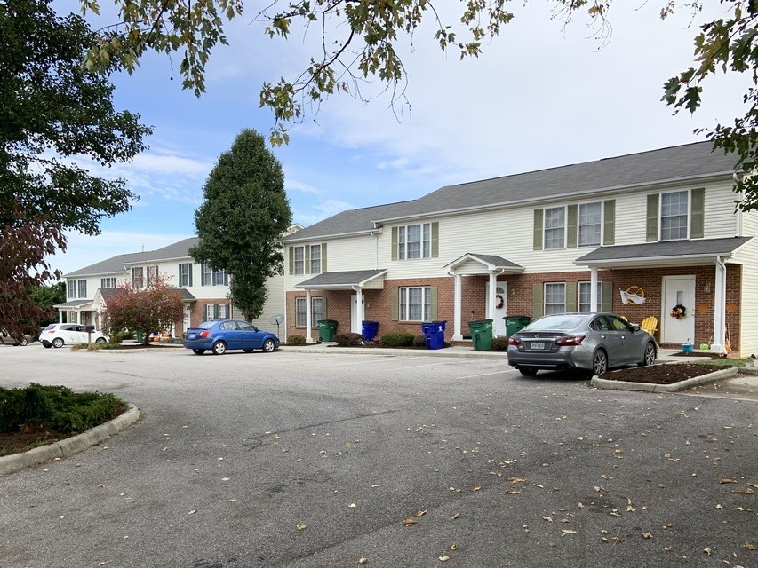 Poe & Cronk Announces Sale of 15-Unit Condominium Multi-Family Complex in Christiansburg