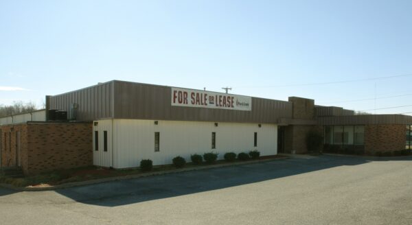 Poe & Cronk Announces Sale of Industrial Building